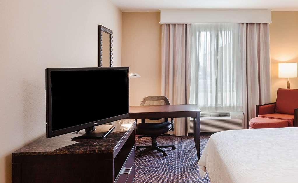 Hilton Garden Inn Midland Pokoj fotografie