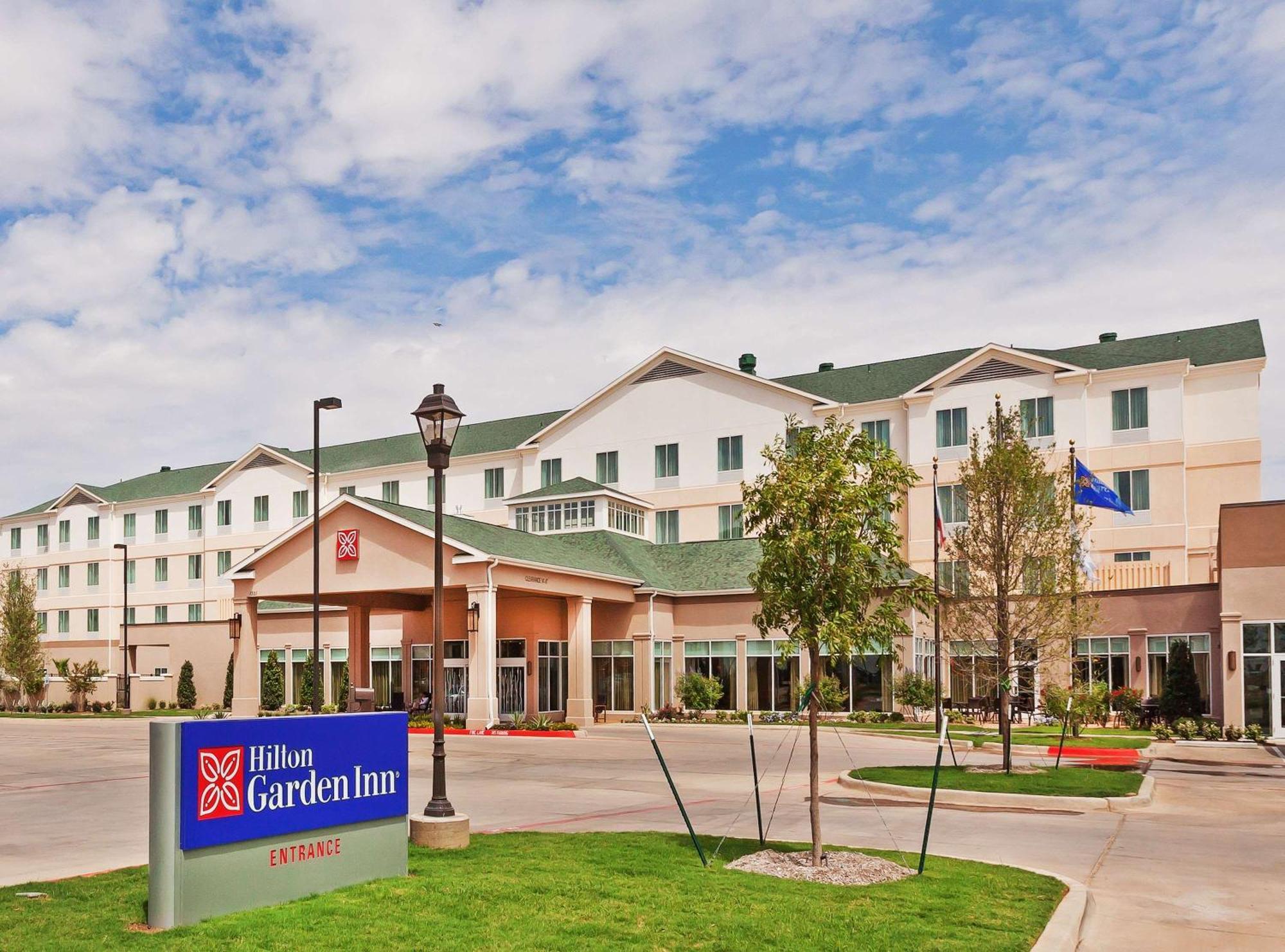Hilton Garden Inn Midland Exteriér fotografie
